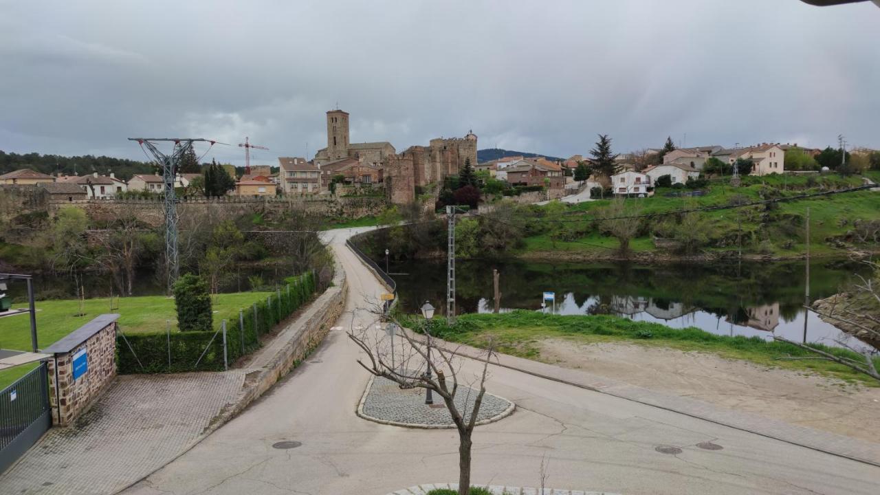 Apartmán Puente Viejo De Buitrago Casa Fresno Buitrago del Lozoya Exteriér fotografie
